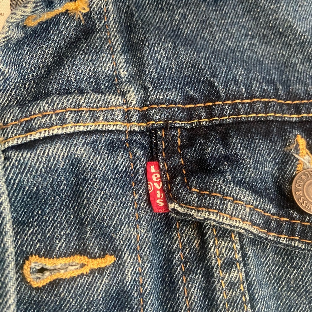 Boys Levi's Trucker Jacket - Picture 4 of 10